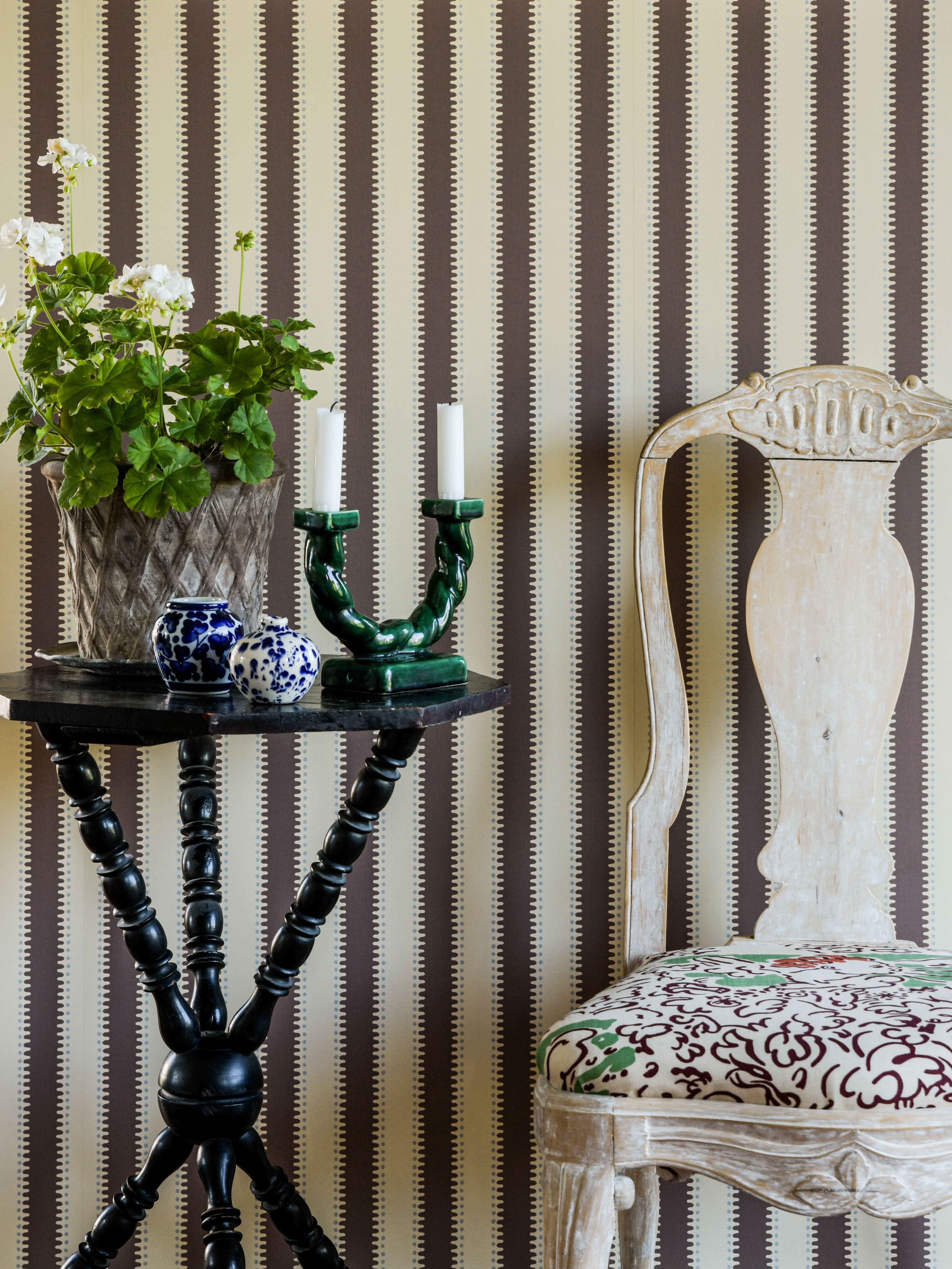 Wallpaper Jagged Stripe - Marron – Långelid Von Brömssen