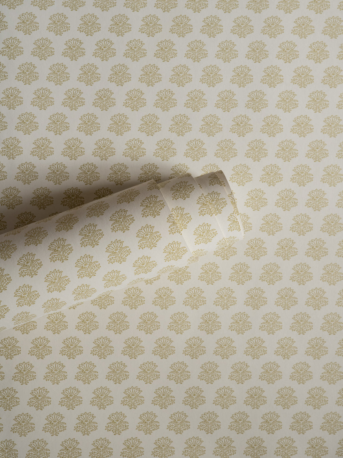 COMING SOON Wallpaper India - Golden Yellow 49-47