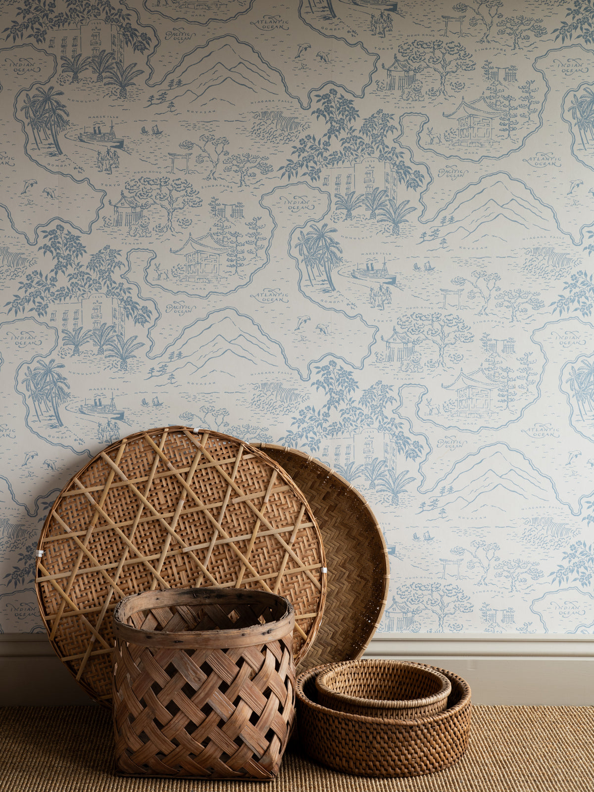 COMING SOON Wallpaper Voyage 1929 - Vintage Blue 50-44