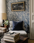 Wallpaper Oak tree tails - Washed denim